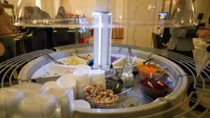 Scandalos! Prețurile restaurantului Camerei Deputaților, făcute publice! Până şi studenţii plătesc mai mult la cantine