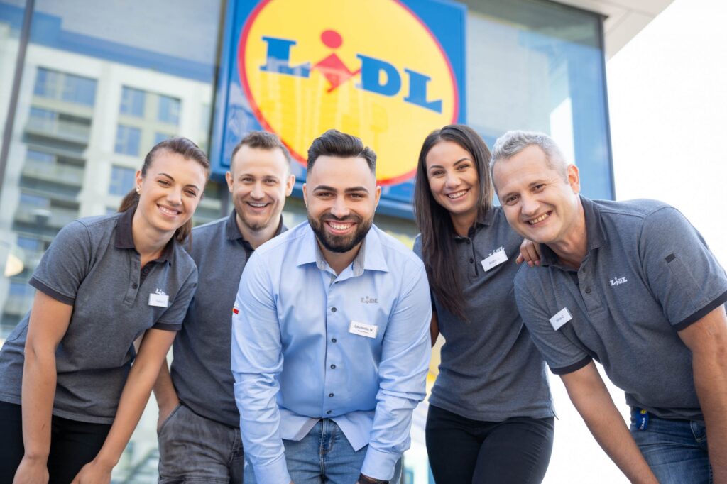 Cresc salariile la Lidl! Retailerul german anunţă noile pachete salariale din cadrul companiei
