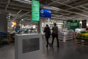 Decizie radicală luată de IKEA! Toți clienții din România, afectați de decizie