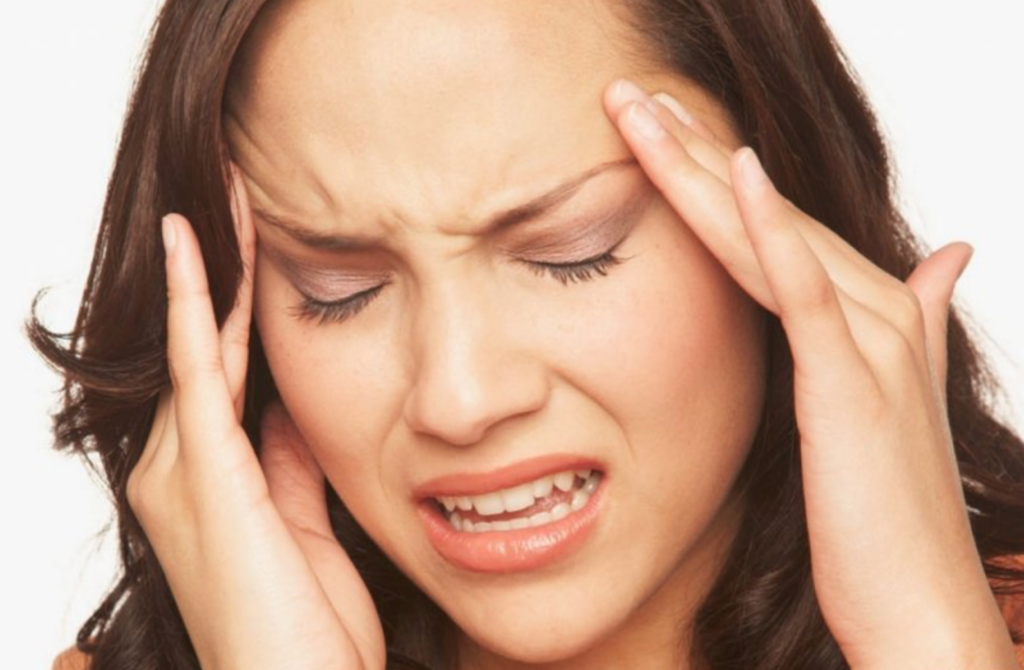 Cele mai neașteptate alimente care te scapă rapid de migrene