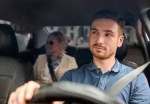 Uber lansează primul Raport global de evaluare a utilizatorilor. Pe ce loc e România