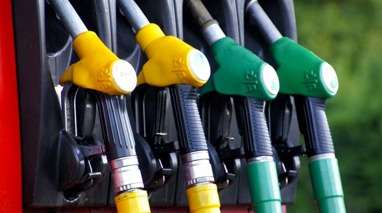 Ce se va întâmpla cu prețul carburanților în perioada stării de urgeță