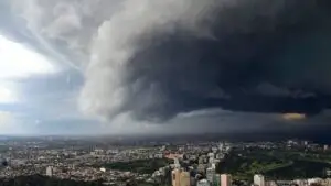 Vine prăpădul în toată țara! Prognoza meteo. Care sunt județele cele mai afectate