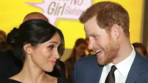 Cu ce îl seduce Meghan Markle pe Harry? Așa l-a cucerit complet