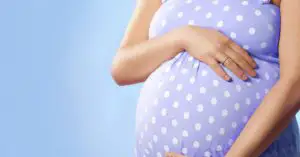 O vedetă din România vrea să devină mamă la 47 de ani: Un copil este o binecuvântare la orice vârstă