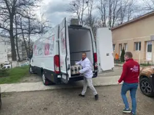 Vascar donează 1.000 de kituri de testare și 100 de combinezoane de protecție pentru combaterea noului SARS-CoV-2