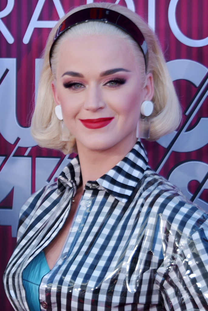 Katy Perry, anunţul care a lăsat milioane de fani mască! A confirmat oficial speculaţiile