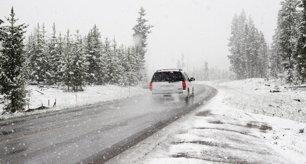 Cele mai frecvente probleme care pot să apară la mașini în timpul iernii