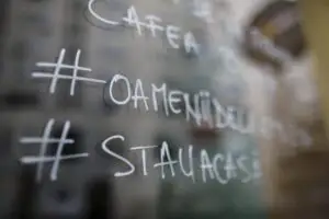 Efectele izolării: Anxietatea și atacurile de panică au crescut îngrijorător