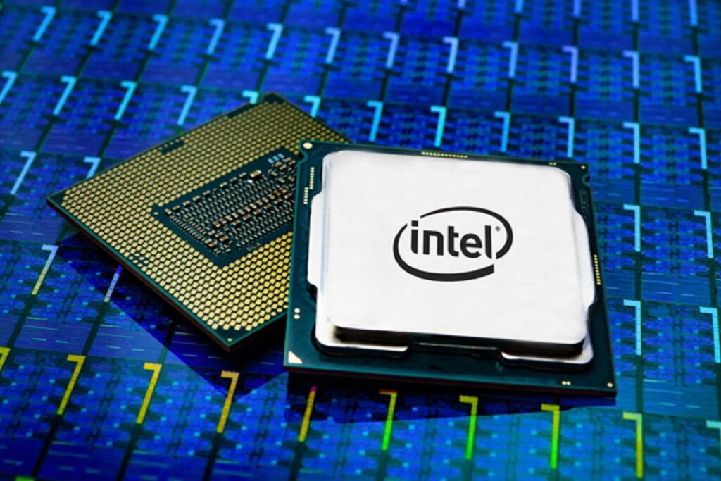 O nouă vulnerabilitate la procesoarele Intel: Permite accesul la toate informațiile stocate!