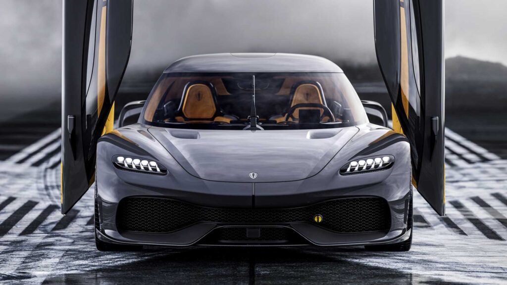Koenigsegg lansează cea mai rapidă mașină „de familie”!