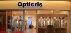 Opticris menține deschise magazinele din țară. S-au luat măsurile necesare împotriva coronavirus