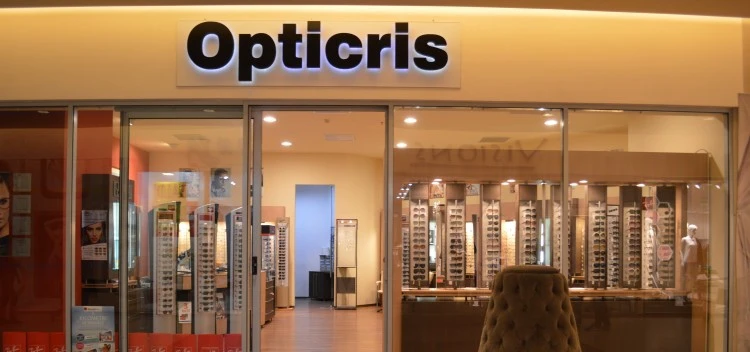 Opticris menține deschise magazinele din țară. S-au luat măsurile necesare împotriva coronavirus