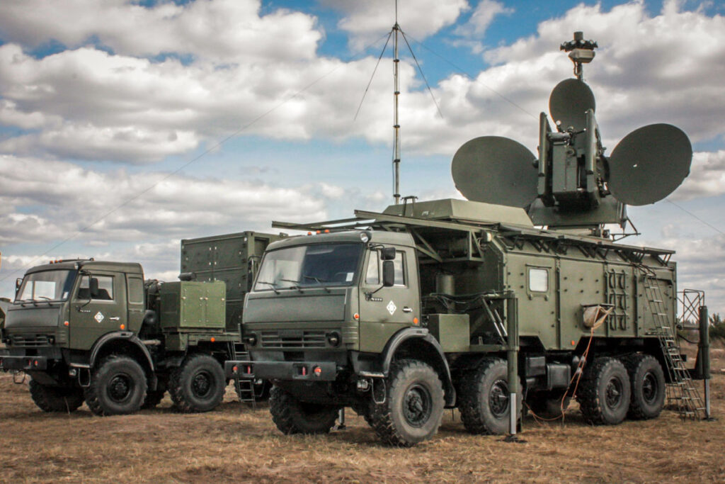 Rusia foloseşte mijloace de război electronic pentru a ţine NATO la distanţă