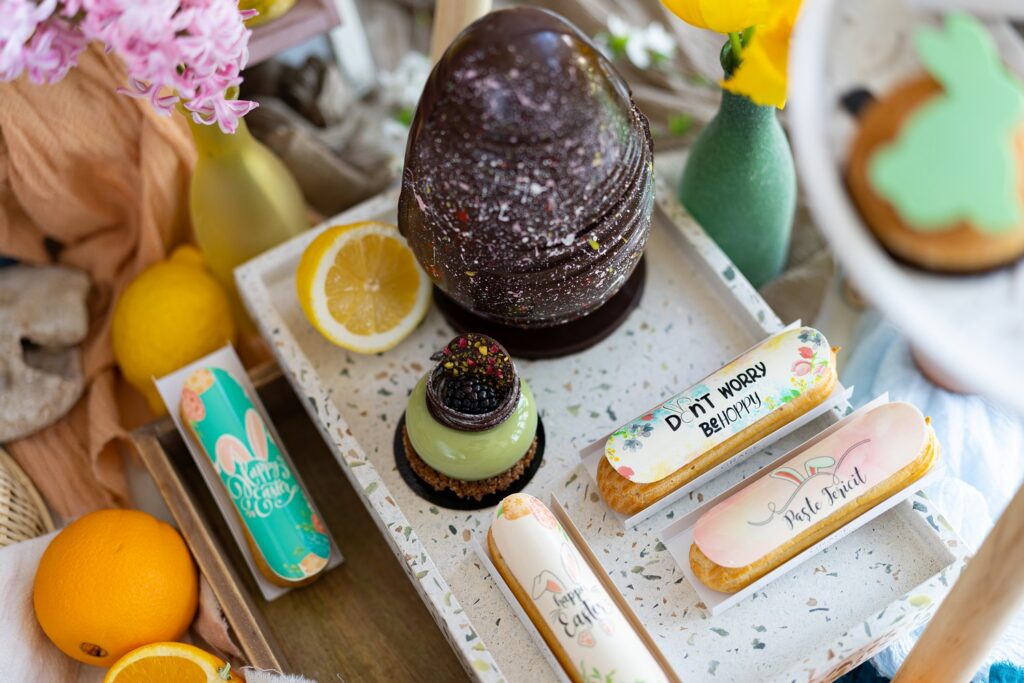 Grace Couture Cakes lansează colecția ”Easter Hope” – deserturi couture pentru Paște