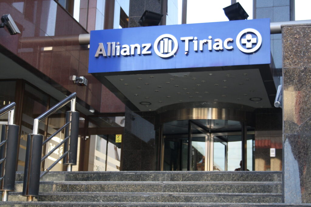 Impact substanțial adus în economie de Allianz-Țiriac Asigurări. Compania serbează 25 de ani de existență