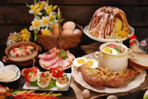 Avertisment privind meniul de Paști! Pericolul din farfurie! Nutriționiștii trag un semnal de alarmă