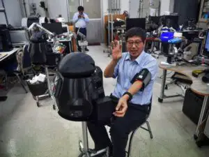 Androizii au intrat în lupta antipandemie. Ce țară folosește roboții ninja