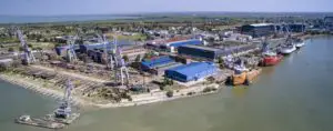Șantierul Naval continuă activitatea în timpul pandemiei. La ce metodă au apelat pentru a nu-i concedia pe angajați