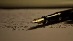 Generația Z revine la moda scrisorilor trimise prin poștă. De ce acest obicei poate fi benefic pentru sănătatea mintală