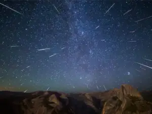 Un fenomen astronomic rar va avea loc în următoarele două nopţi