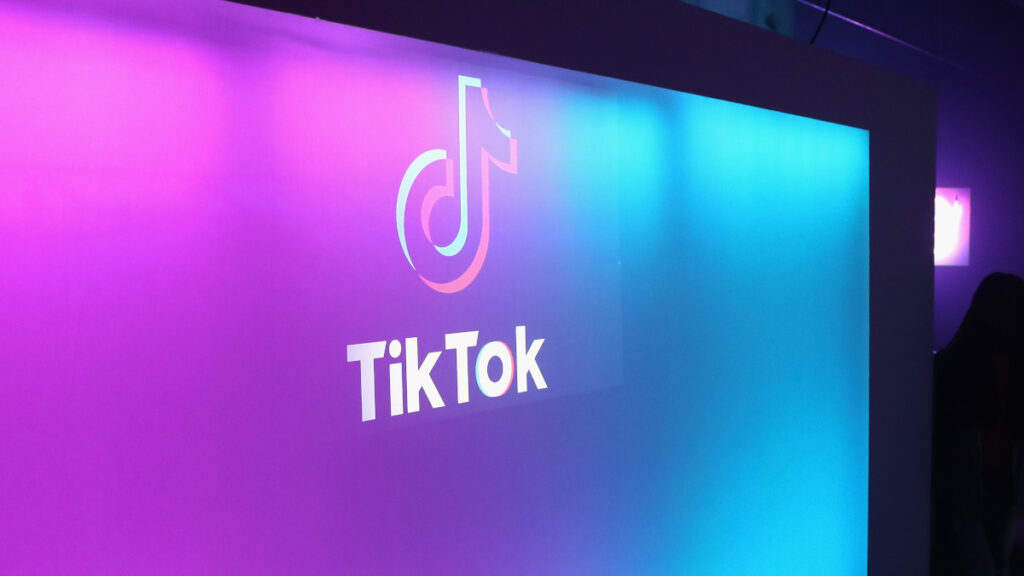TikTok a fost interzis pe anumite telefoane. Țara din Europa unde s-a întâmplat acest lucru