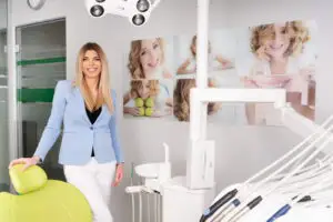 Protocol strict în cabinetele stomatologice. Cum vor fi făcute tratamentele și intervențiile medicale