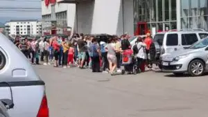 15 mai, relaxarea a început. Odată cu ea s-a declanșat și marea înghesuială