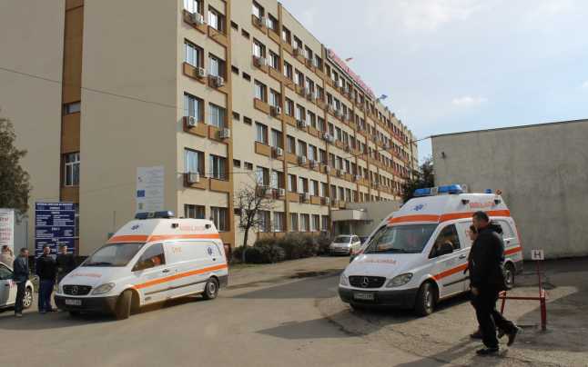 Salarii fabuloase într-un spital din România: Peste 4.500 de lei pentru portar, liftier sau telefonist