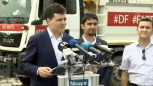 Prima reacție a companiei de salubrizare din Sectorul 5 după scandalul cu Nicușor Dan: Acțiunea aflată în desfășurare a fost întreruptă de un grup de cetățeni