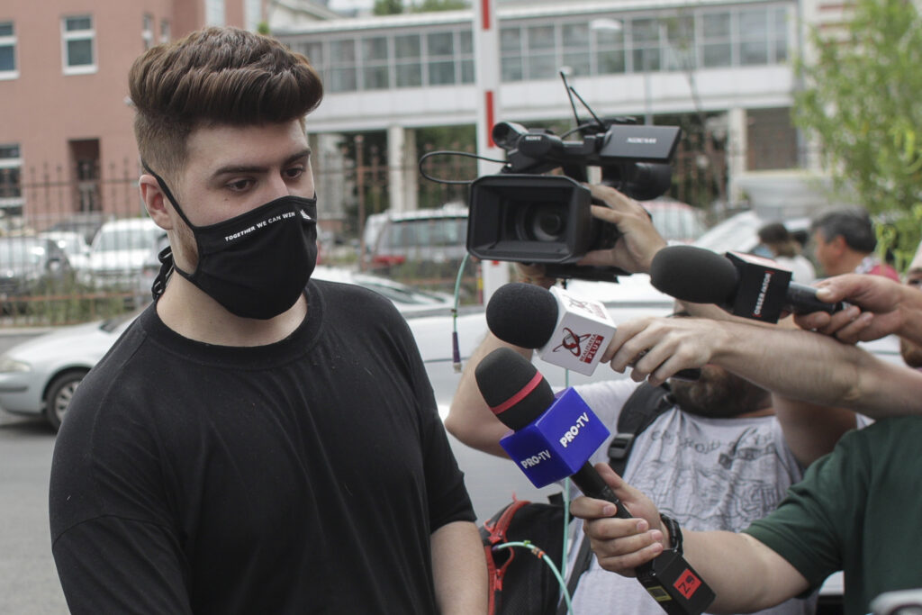 Ultimă oră: Vloggerul Colo eliberat de poliție! Va fi cercetat sub control judiciar