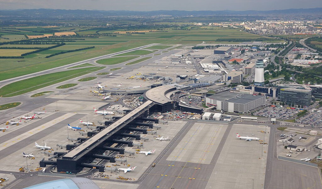 Aeroportul din Viena doreşte relansarea traficului aerian. A renunţat la taxele de aterizare pentru 2020