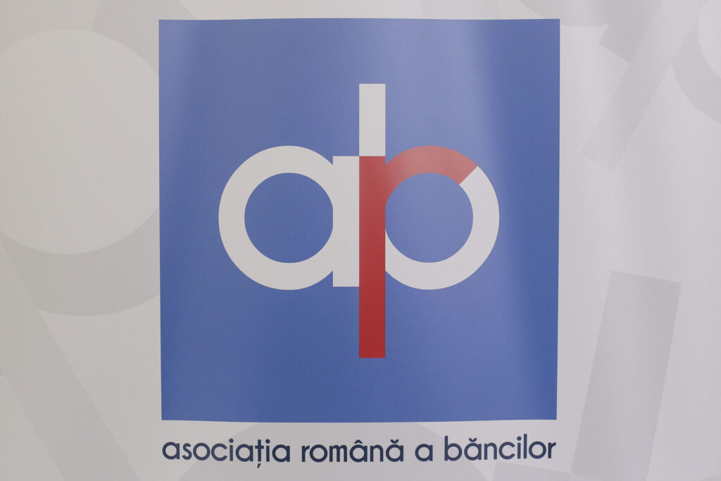Se schimbă conducerea Asociaţiei Române a Băncilor. Cine ar putea fi noul președinte