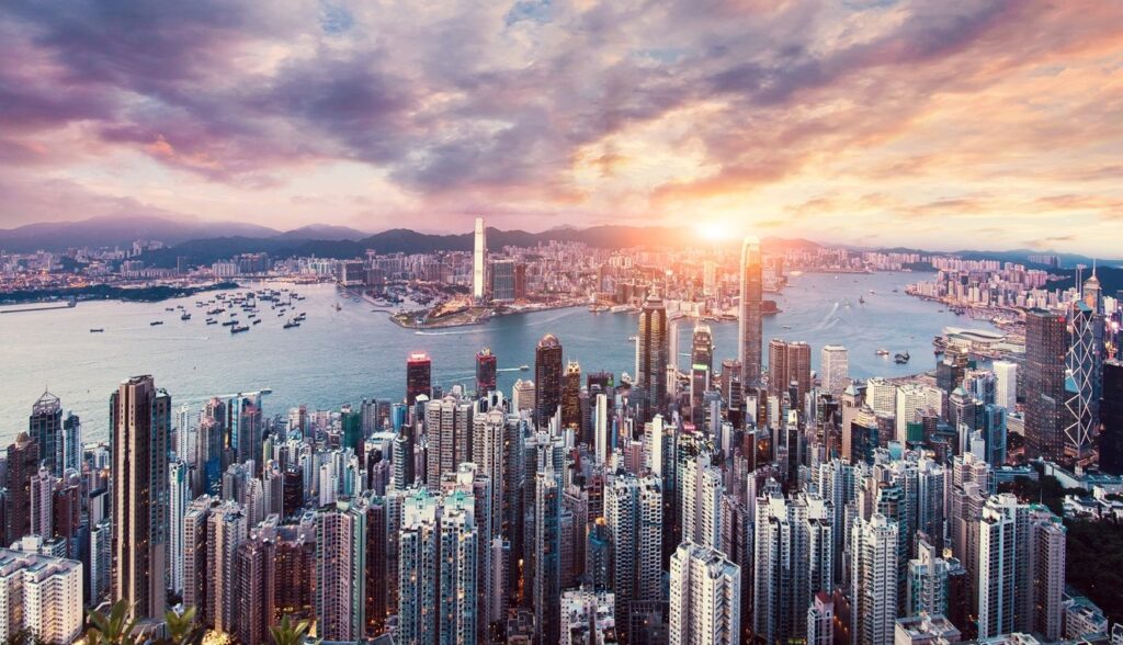 UE denunţă aplicarea legii asupra securităţii din Hong Kong. Cum va ajuta Europa fosta colonie britanică