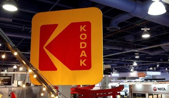 Kodak se implică în lupta cu COVID şi produce ingrediente pentru medicamente. Acţiunile companiei au crescut, miercuri, cu 330%