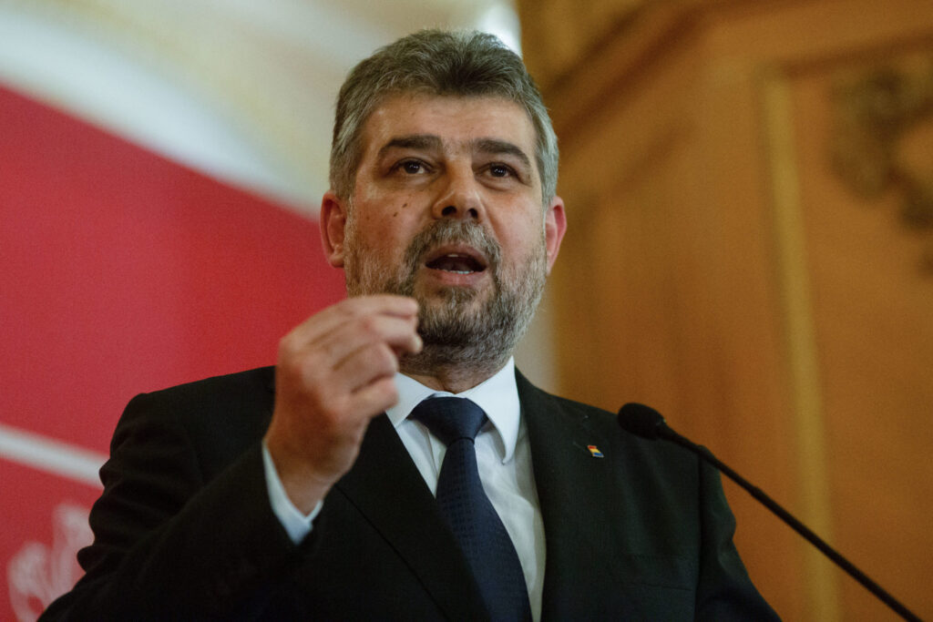 Marcel Ciolacu i-a trimis un exemplar din Constituție lui Klaus Iohannis: PSD-ul trebuie să dea premierul
