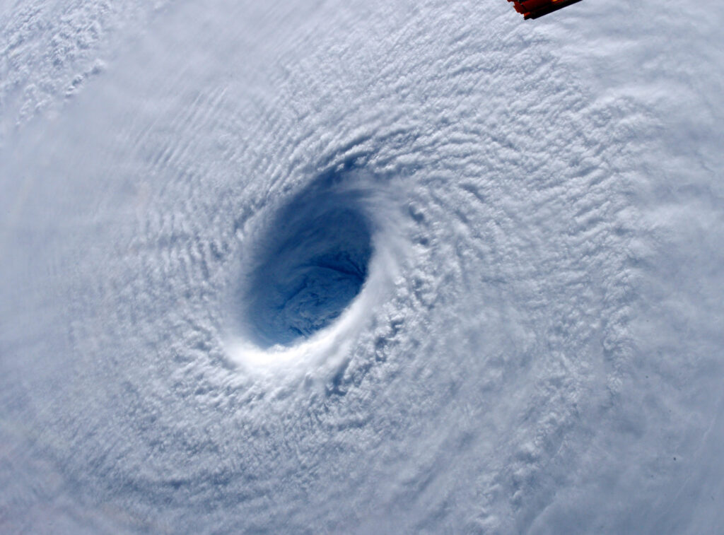 Japonia este lovită de furtuni puternice. Fenomenele devin din în ce mai intense din cauza taifunul Maysak