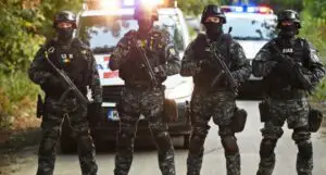 Interlopii sunt în stare de şoc. Cel mai de temut om din Poliţie le-a transmis un mesaj: Luptătorii nu vorbesc, fac