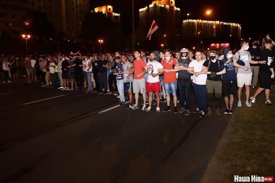 O nouă zi de proteste în Belarus! Forțele de ordine, acuzate de violență excesivă