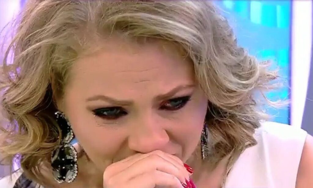 Mirela Vaida, în lacrimi la Antena 1! A plâns în direct. Ce s-a întâmplat cu prezentatoarea