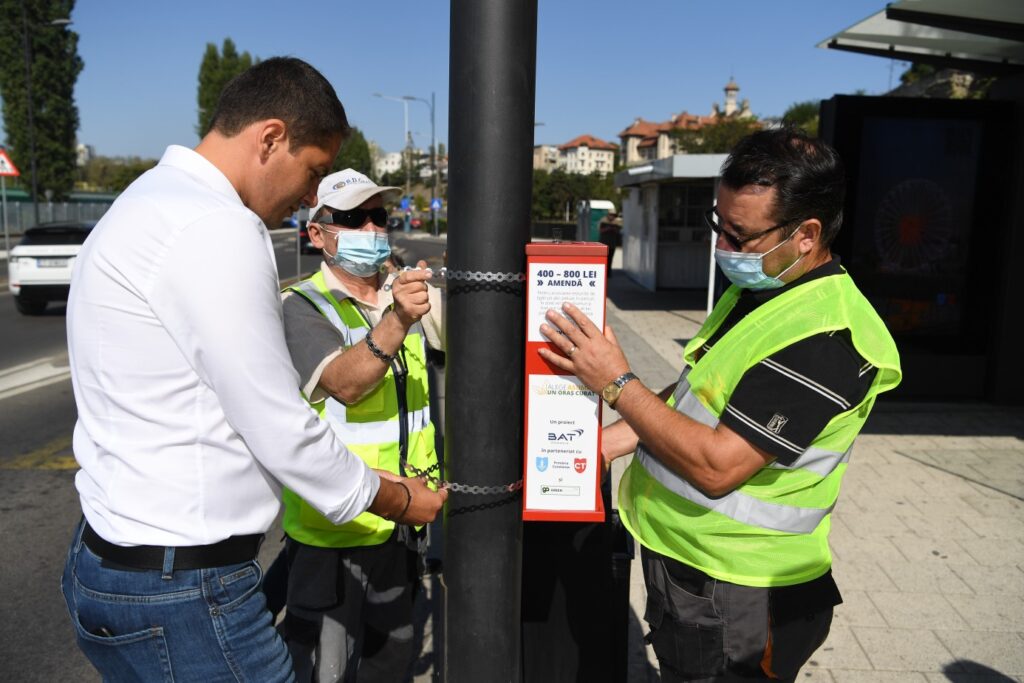 Campania “Alege asumat un oraş curat” – 200 de scrumiere stradale speciale invită fumătorii să aleagă protejarea mediului