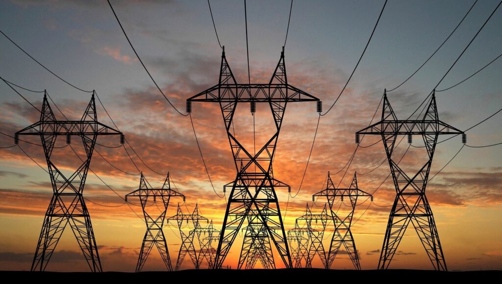 De două ori mai multă electricitate importată de România în prima jumătate a anului