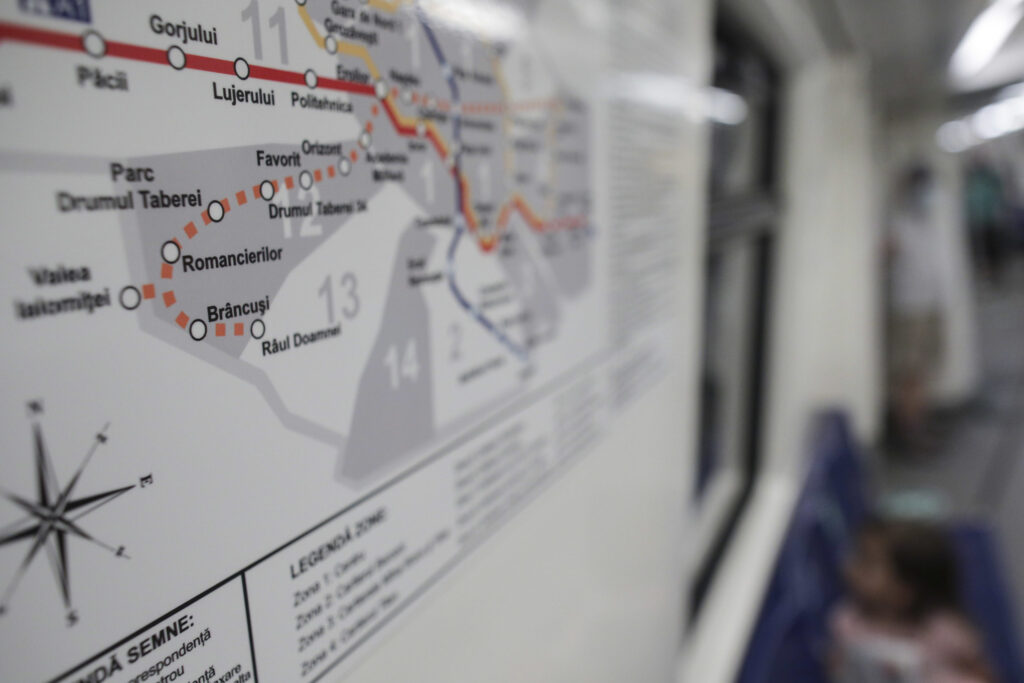 Timpii de aşteptare la metroul bucureştean nu vor creşte din cauza noii Magistrale 5. Metrorex explică ce lucrări mai are în plan
