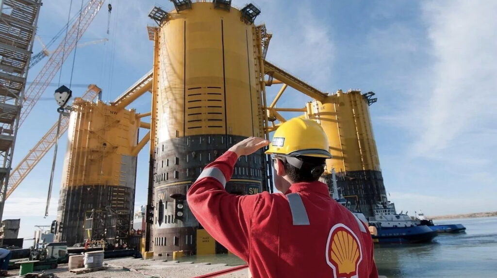 Gigantul Shell, puternic afectat de retragerea din Rusia. Are totuşi un profit record pentru debutul lui 2022