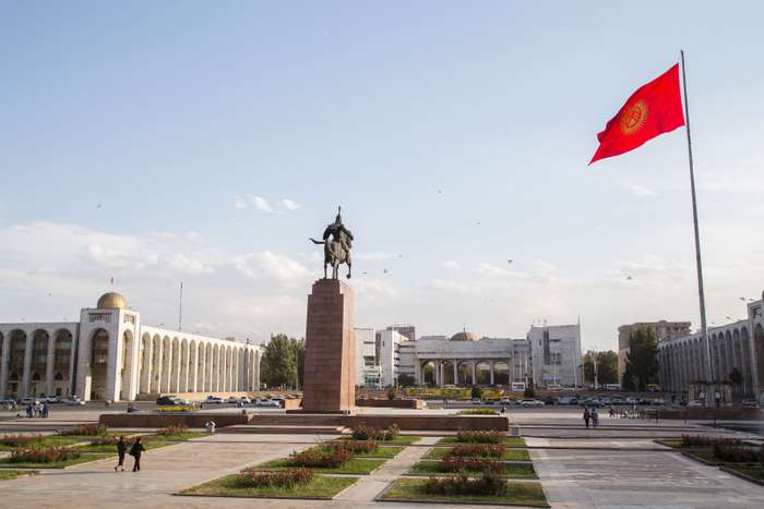 Kîrghîzstanul, pe urmele Belarus. Acuzații privind fraudarea alegerilor