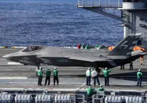 Americanii aruncă în război combinația letală: avionul de luptă F-35 și armele cu rază lungă de acțiune