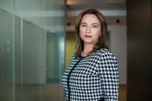 Schimbări instituționale și legislative necesare pentru transformarea e-guvernării