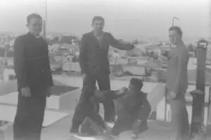 Între comerț și Mossad. Premierul israelian care a evadat de două ori