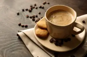 Nu mai bea această cafea! Ce solvent chimic are în ea