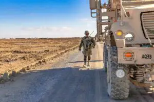 Doi militari români, răniţi în timpul unei misiuni de patrulare în regiunea Kandahar din Afganistan